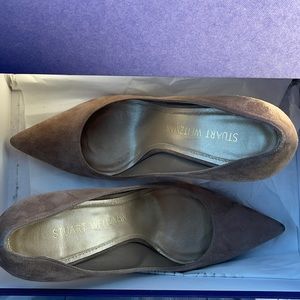 Stuart Weitzman Suede Nude Pumps - M 8.0